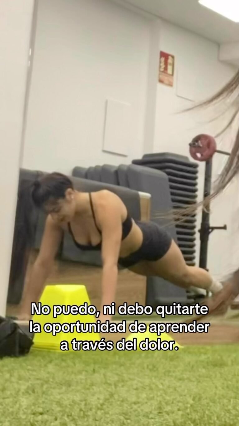 Instagram post from dscodificat. This post is in position 2.